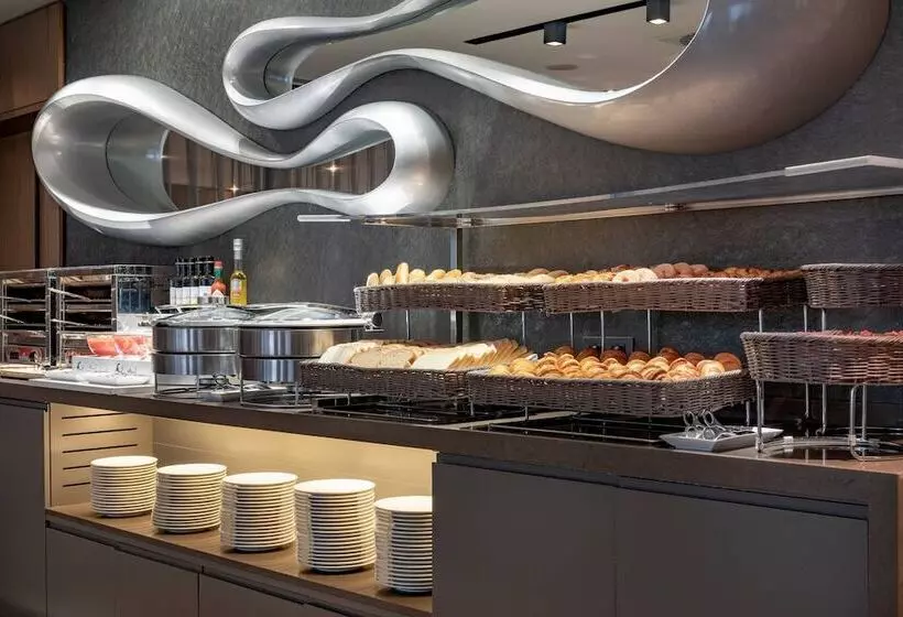 Ac Hotel Atocha By Marriott