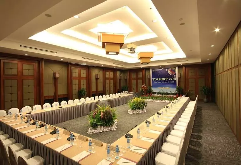 هتل Angkor Miracle Resort & Spa