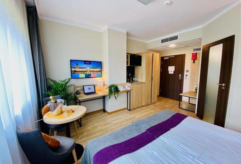 בית מלון כפרי Conrad Comfort