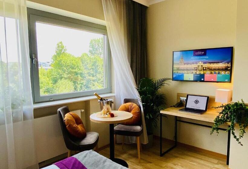 בית מלון כפרי Conrad Comfort