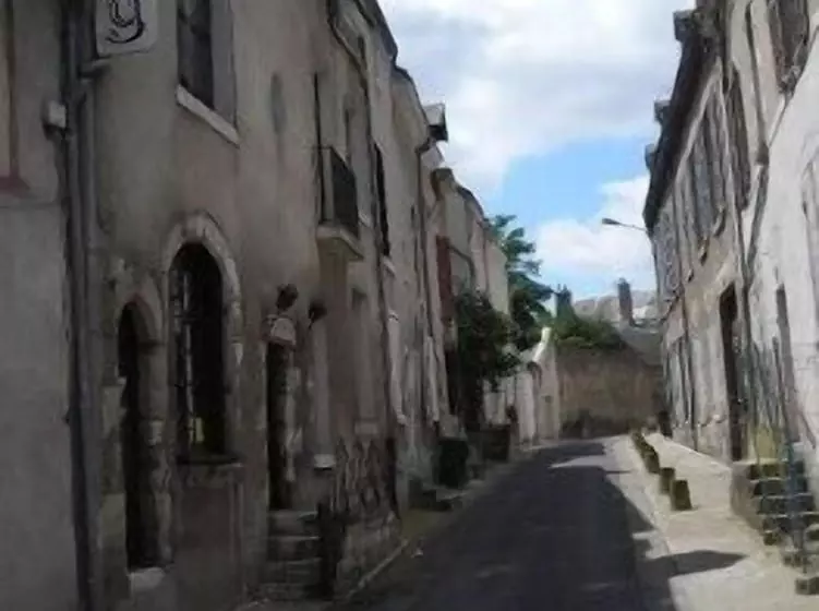 فندق Hôtel Du Bellay