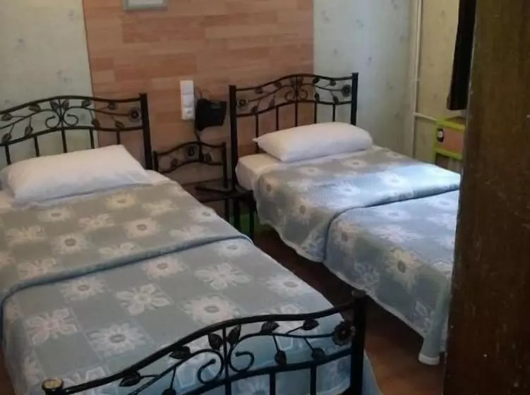 فندق Hôtel Du Bellay