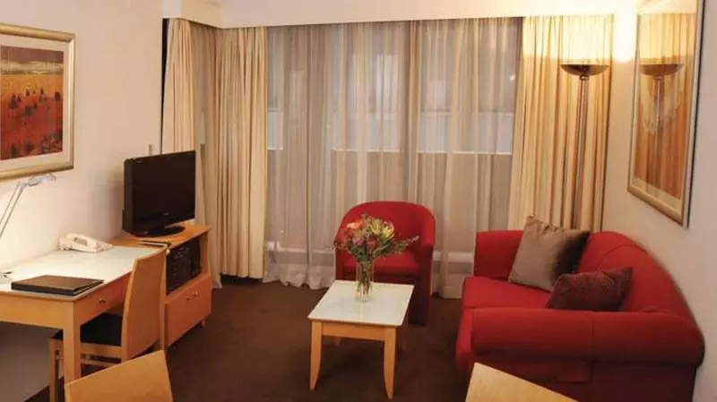 Отель Medina Serviced Apartments Double Bay