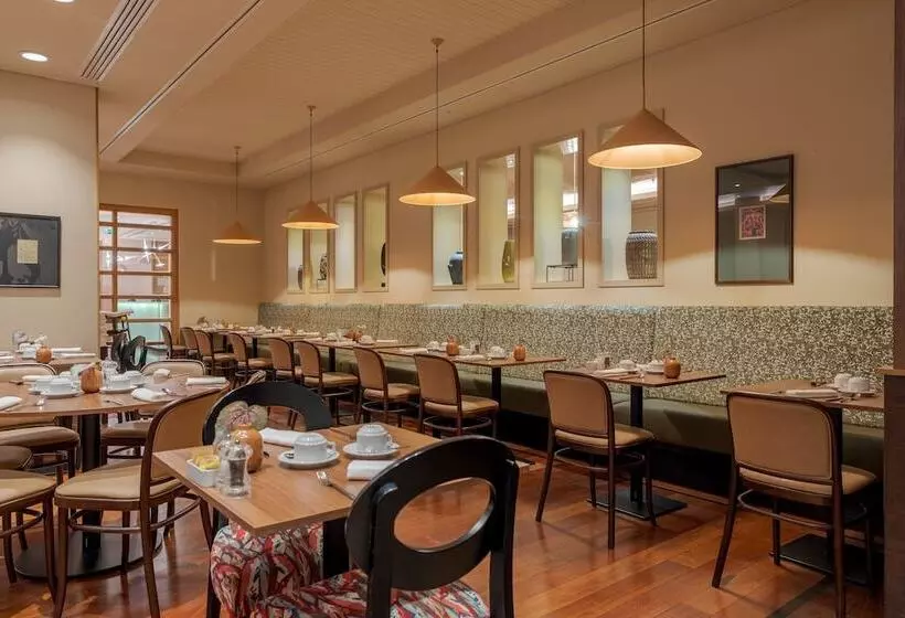 Pestana Chelsea Bridge Hotel & Spa