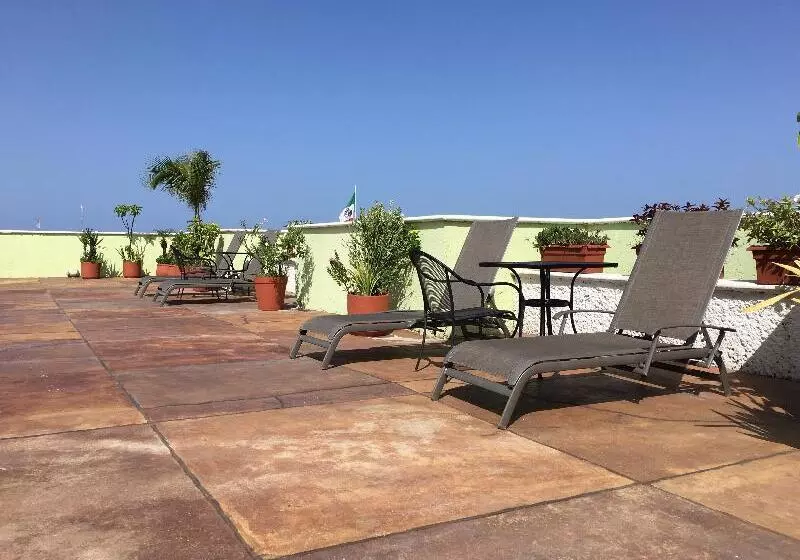 هتل Plaza Cozumel