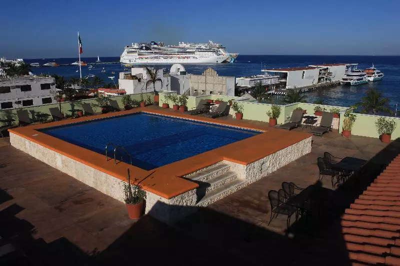 هتل Plaza Cozumel