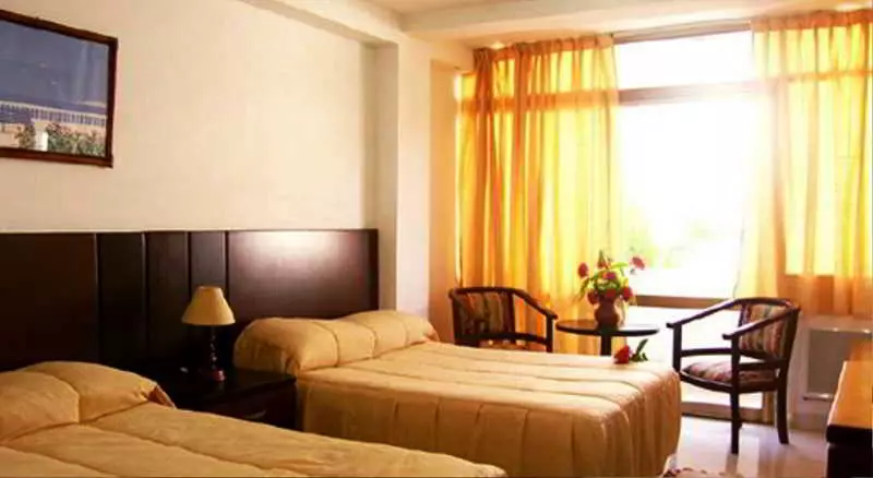 בית מלון כפרי Puerta del Sol Playa El Agua