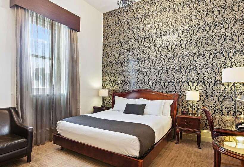 בית מלון כפרי Quality Inn Heritage On Lydiard