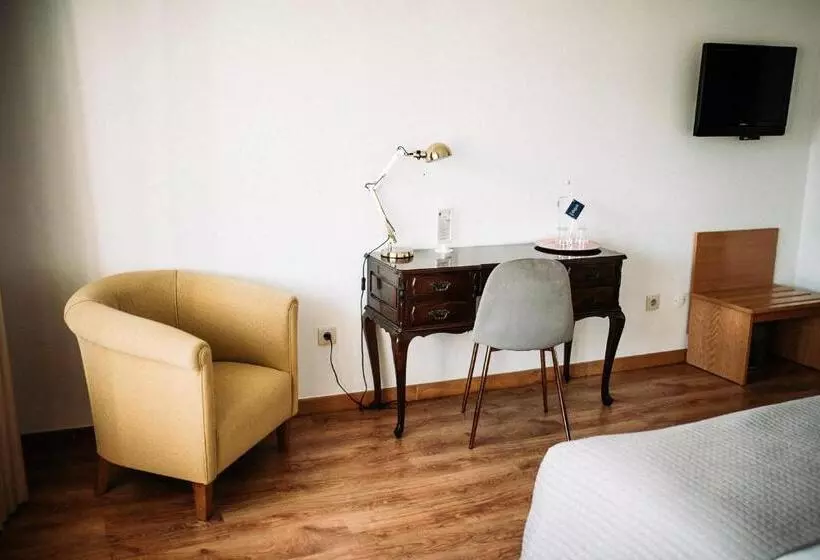 Отель Quinta Do Paço