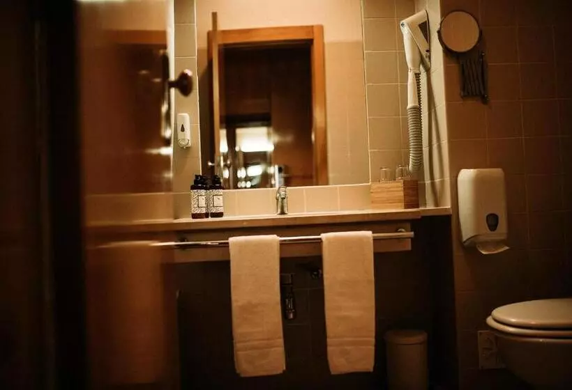 Отель Quinta Do Paço