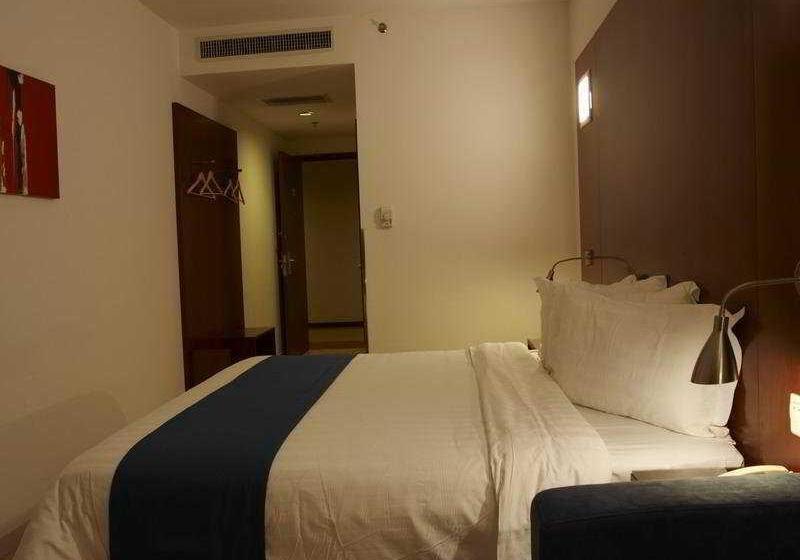 Отель Ramada Encore Wuxi