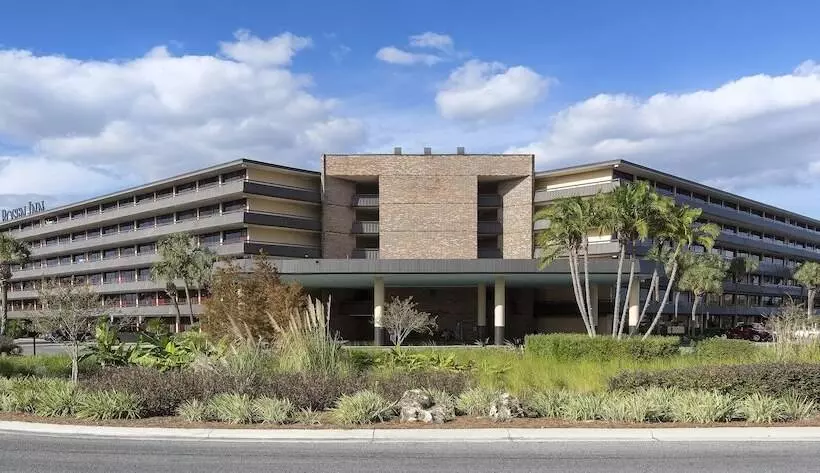 هتل Rosen Inn International