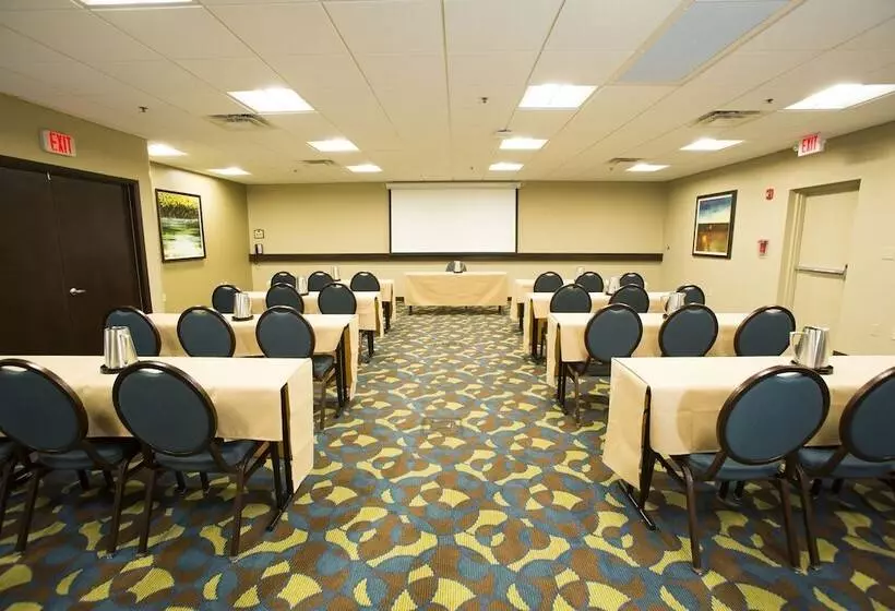 هتل Rosen Inn International