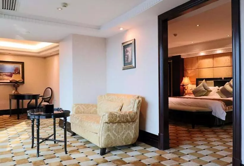 Hotel Royal Mediterranean