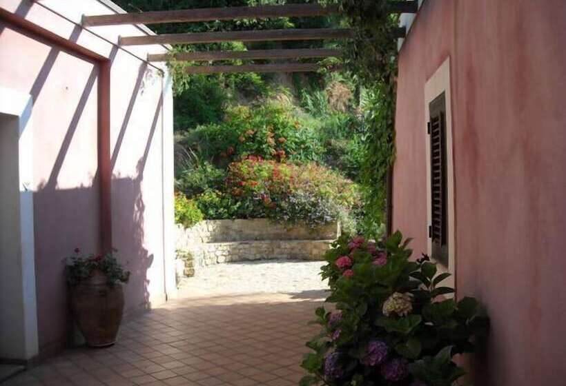 فندق ريفى Agriturismo Villa Luca