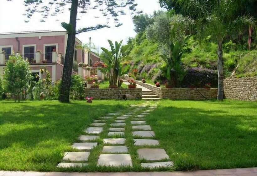 فندق ريفى Agriturismo Villa Luca