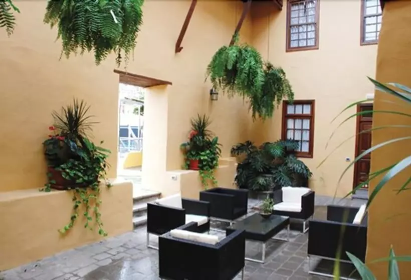 교외 호텔 Rural Bentor