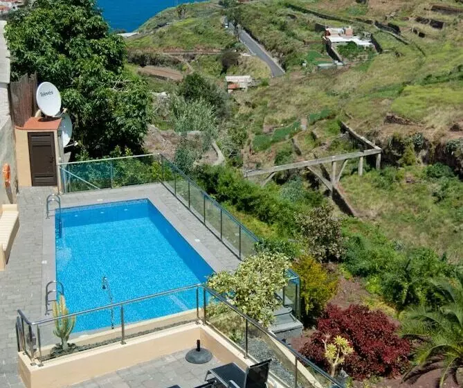 교외 호텔 Rural Bentor