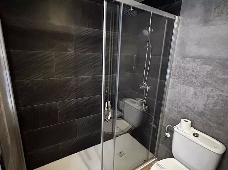 هتل Santa Barbara De La Vall D Ordino