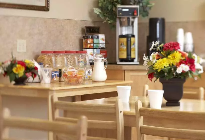 호텔 Travel Inn & Suites Innisfail