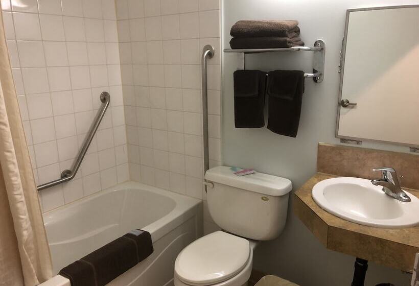 ホテル Travel Inn & Suites Innisfail