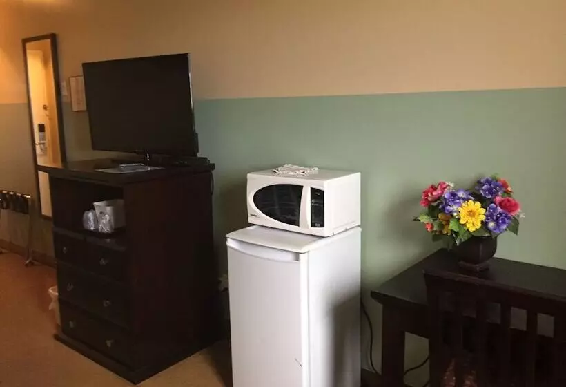 호텔 Travel Inn & Suites Innisfail