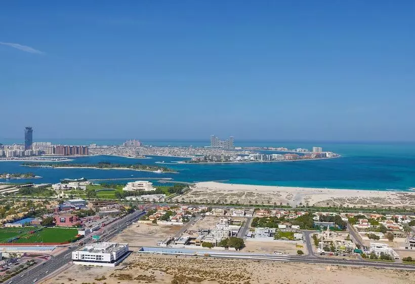 La Suite Dubai Hotel & Apartments