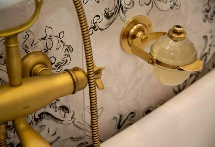 ベッドアンドブレックファースト Castel Serein