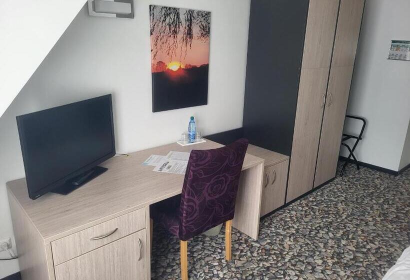 Hotell Die Remise Bayard Re 12