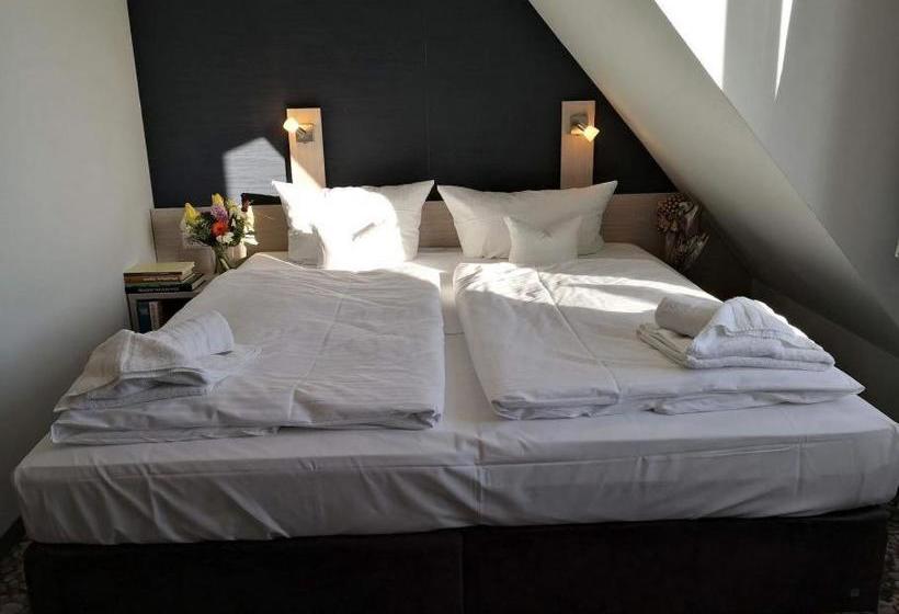 Hotell Die Remise Bayard Re 12