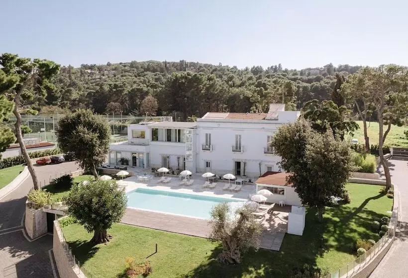 Hotelli Villa Gentile Resort E Spa