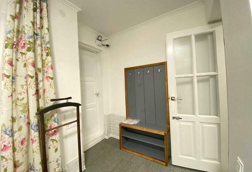 مبيت وإفطار саквояж вокзал