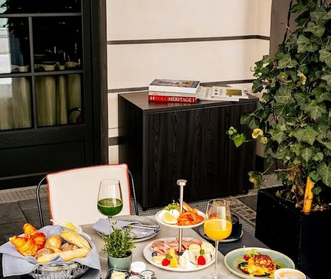 Do & Co Hotel München