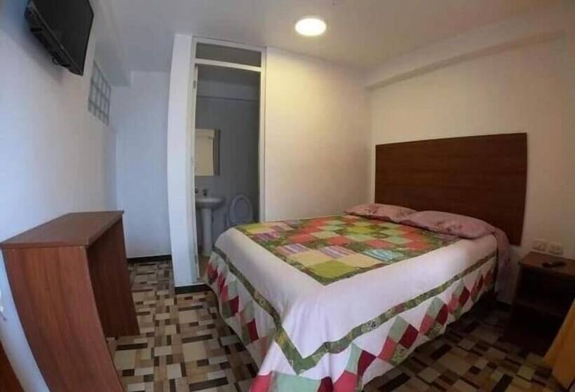 Hotell Hospedaje San Pedro Ii