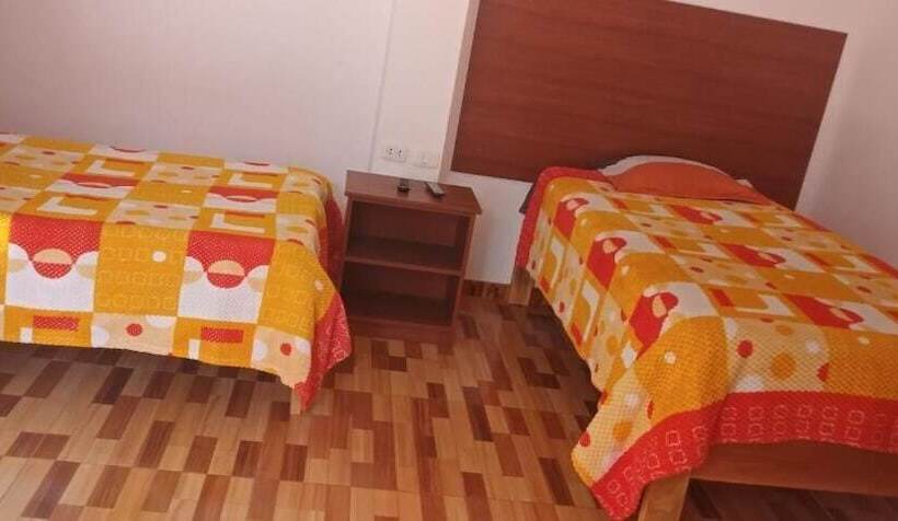 Hotell Hospedaje San Pedro Ii