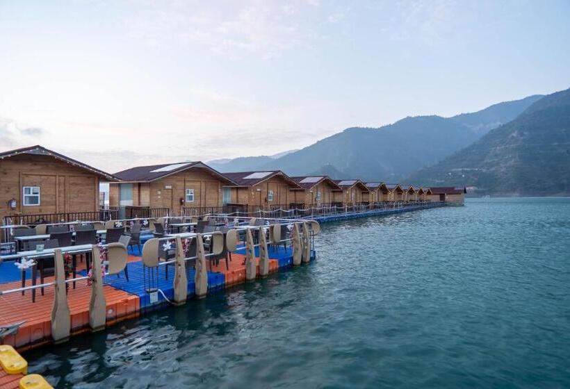 בית מלון כפרי Le Roi Floating Huts & Eco Rooms Tehri
