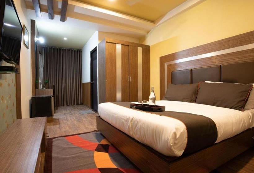 فندق Collection O 79338 Collection O  Sannidhi