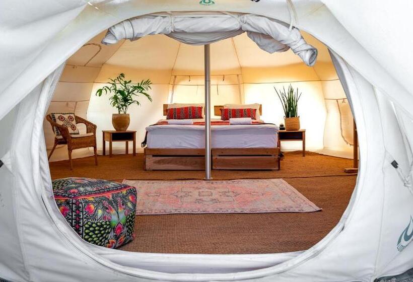 فندق Selina Ramon