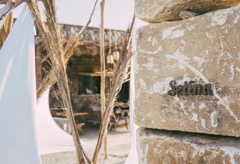 فندق Selina Ramon