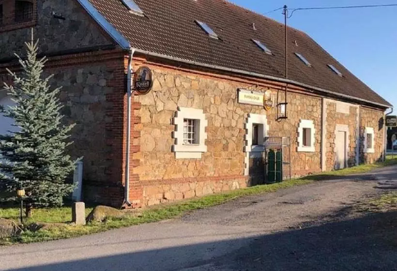 Majatalo Schwarzenberský Panský Dvůr