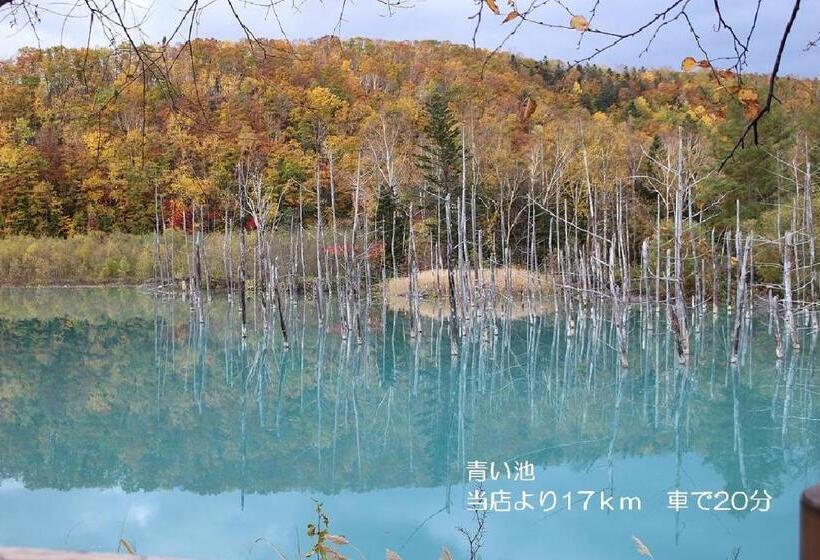 Bed and Breakfast カフェロッジ Touch Wood