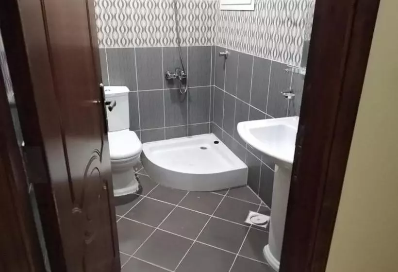 هتل المختارون الأول