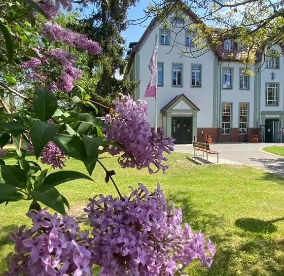 ホテル Bildungs  Und Begegnungsstätte Brüderhaus