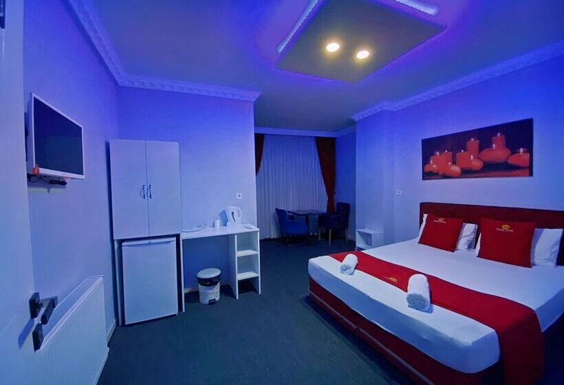 هتل Cois Inn Royal