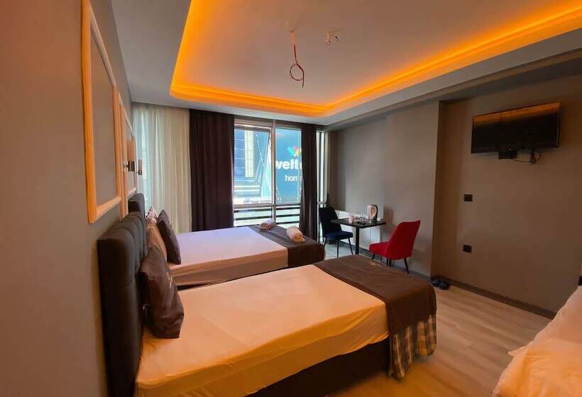 هتل Cois Inn Royal