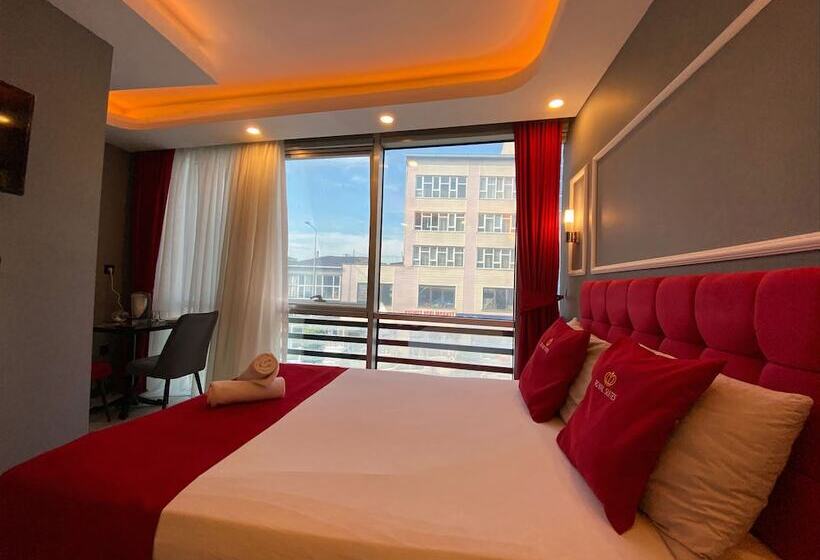 هتل Cois Inn Royal