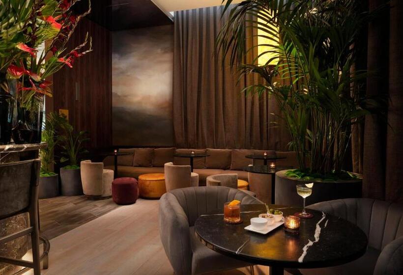 Отель Pan Pacific London