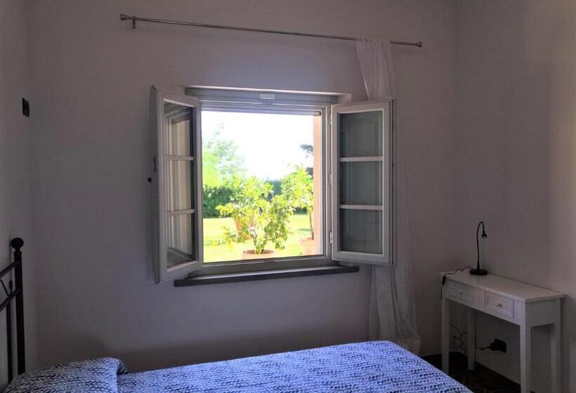 هتل Tenuta Barbadoro Agriturismo Apartment