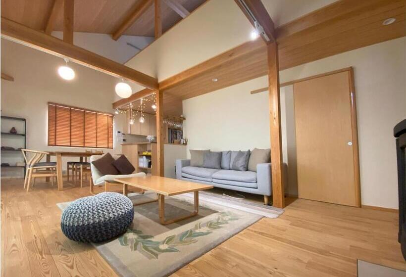 פנסיון Garni Monyamonya/ガルニモニャモニャ