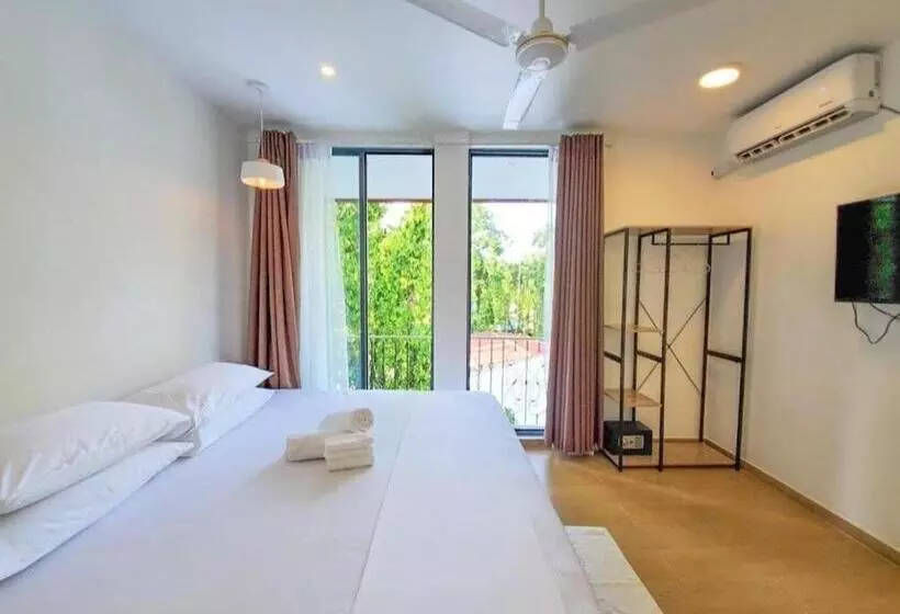 پانسیون Kingsway Thoddoo Maldives